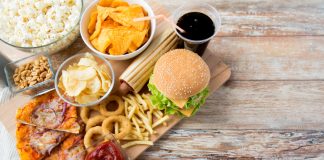 Comida pronta é prática, vale a pena consumir?