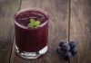 suco de uva integral no copo