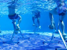 exercícios na piscina para emagrecer